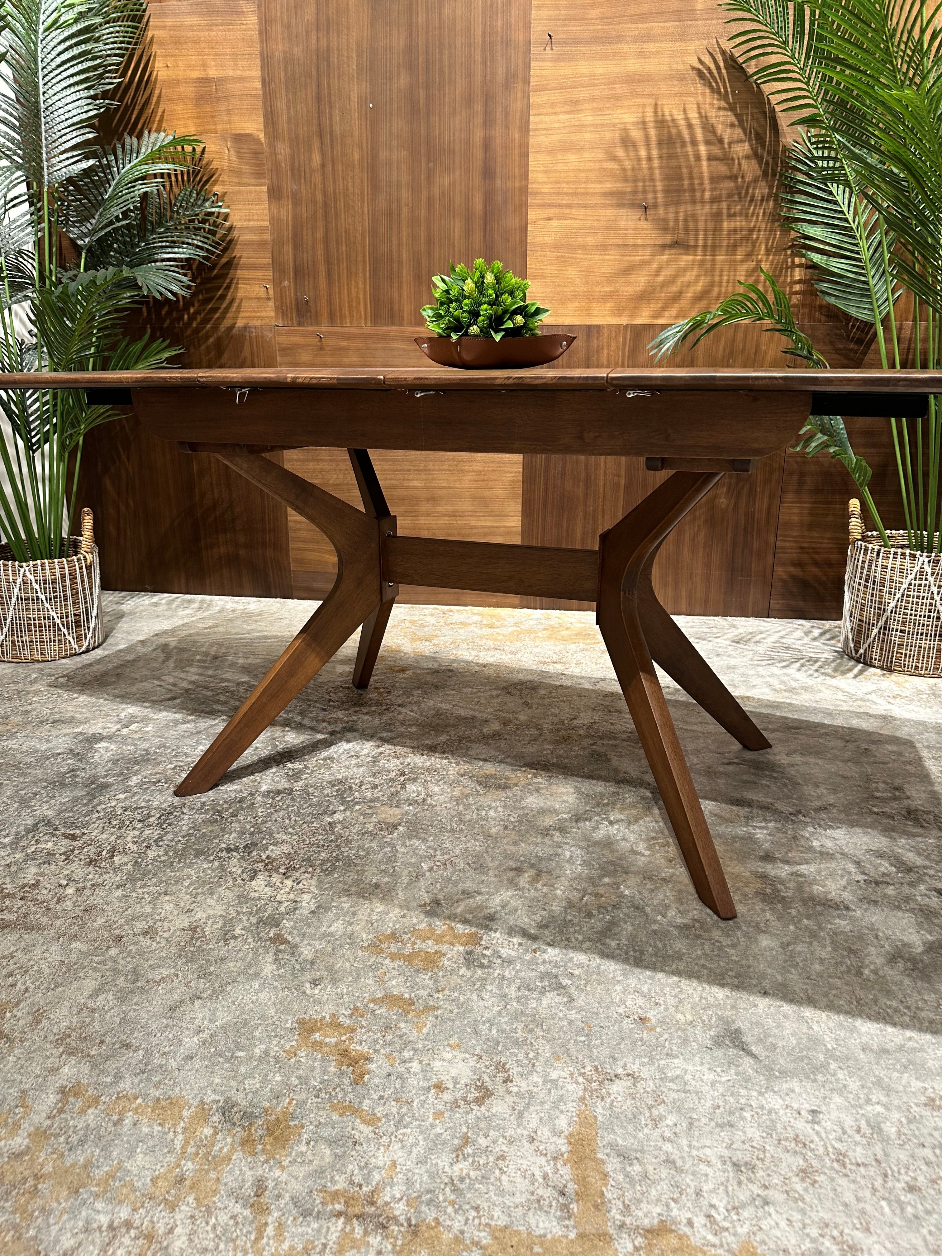 OGUZ EXTENDABLE DINING TABLE