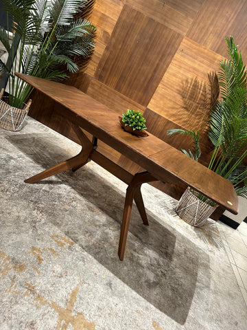 OGUZ EXTENDABLE DINING TABLE