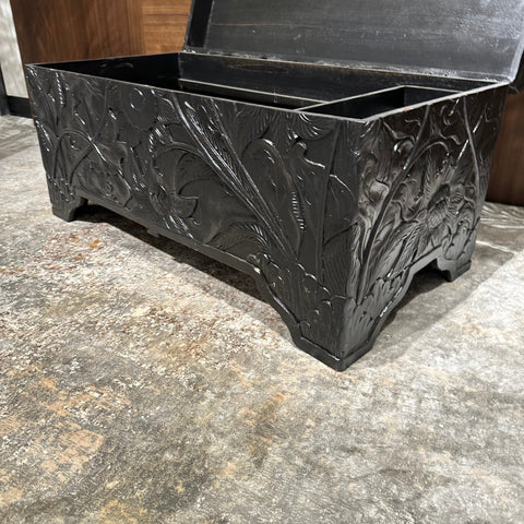 Grand Vault Trunk