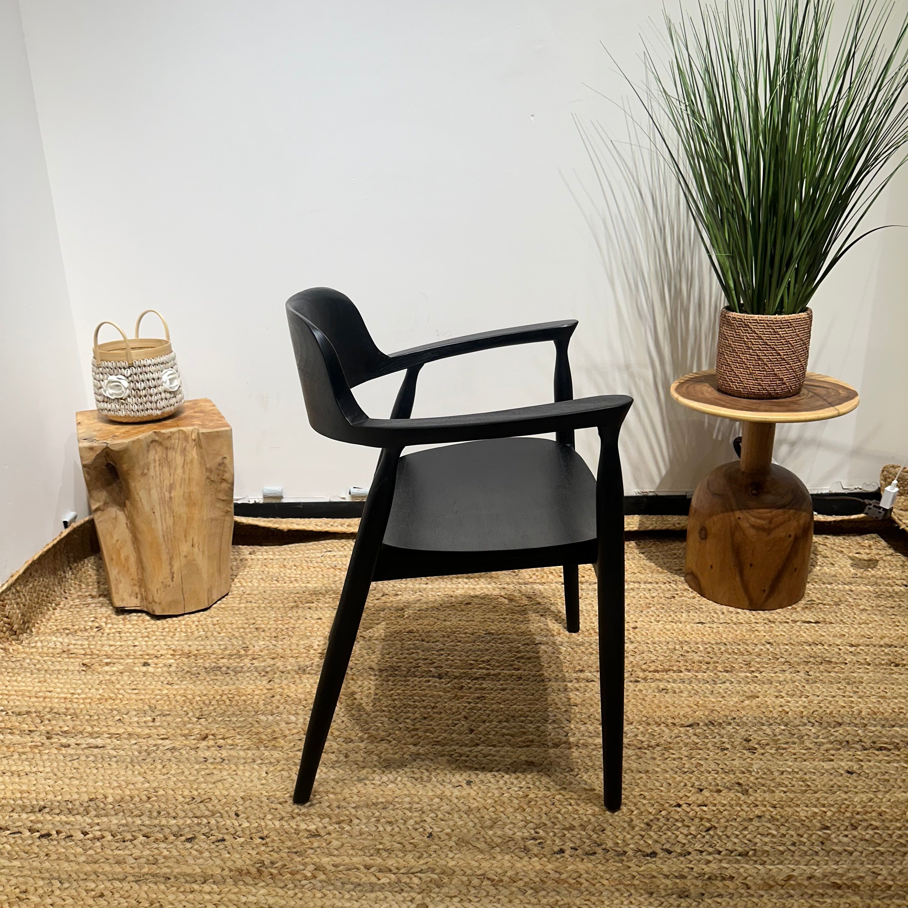 HIRASHIMA Black Comfortable Mid-Century Modern Dining Chair