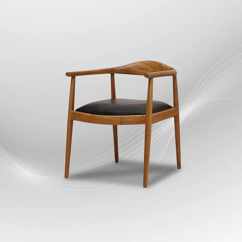 NEWHIROSHIMA Elegant Armchair with Leather Upholstery