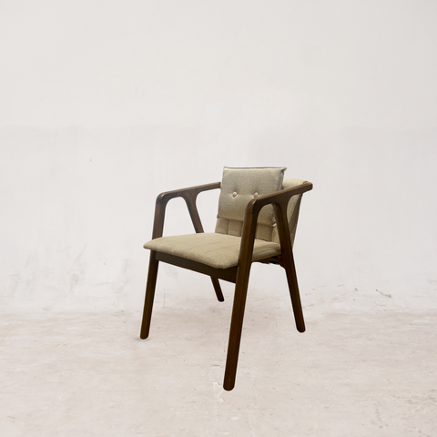 BALAKEN Armchair with Cushioned Seat