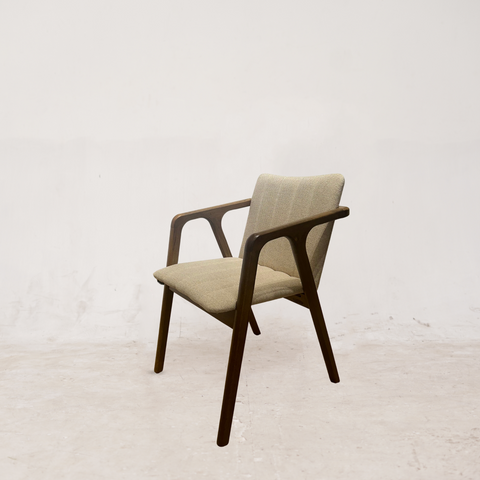 BALAKEN-LONG Armchair with Upholstered Seat